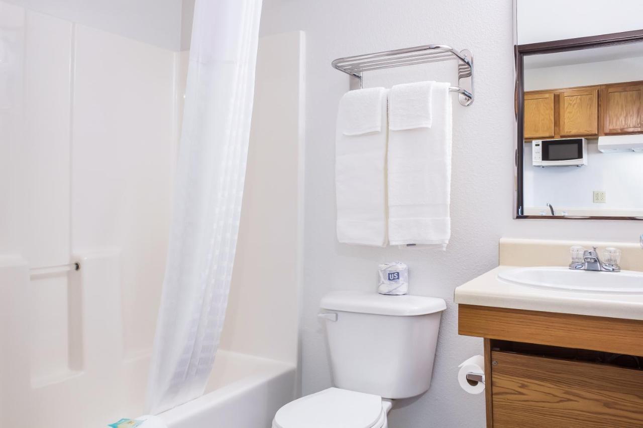 Woodspring Suites คอนโร ภายนอก รูปภาพ