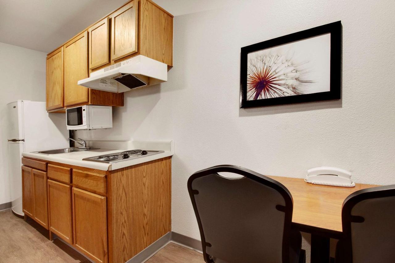 Woodspring Suites คอนโร ภายนอก รูปภาพ
