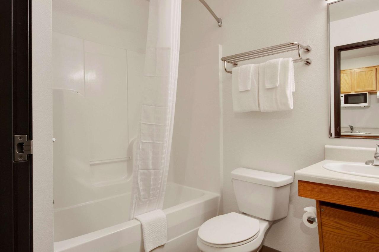 Woodspring Suites คอนโร ภายนอก รูปภาพ